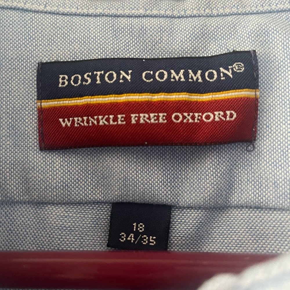 🐮Boston Common wrinkle free Oxford men’s shirt🐮 - Picture 3 of 5